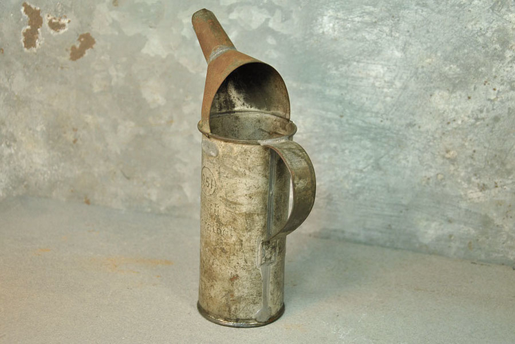 德国铁皮小油壶