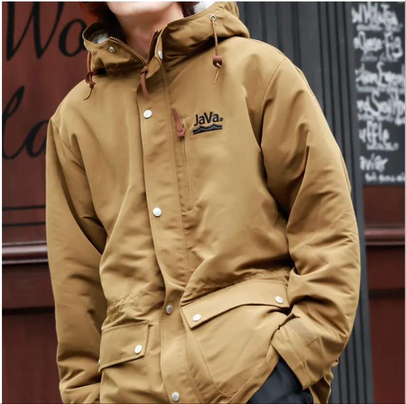 Java 3Way Mountain Parka 🧥✨ Mountain Parka 依然係今個秋冬嘅必買之選 😍 有買過朋友仔都知 3Way Parka 有幾實用，而家都就快到秋天喇，買定放係屋企等轉季時就有靚外套着 🥰